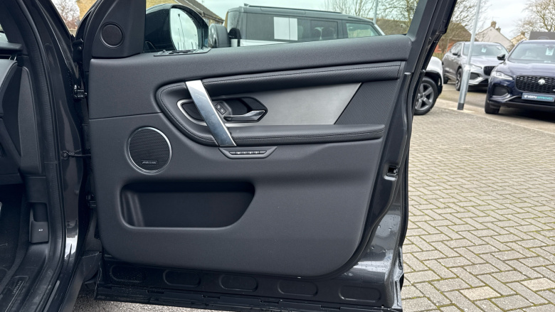 Land Rover Discovery Sport 1.5 P270e Landmark 5dr Auto [5 Seat] Station Wagon